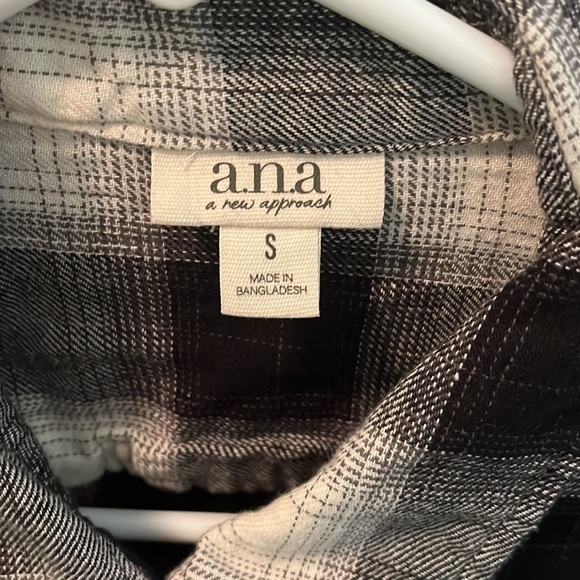 Flannel - Picture 3 of 3